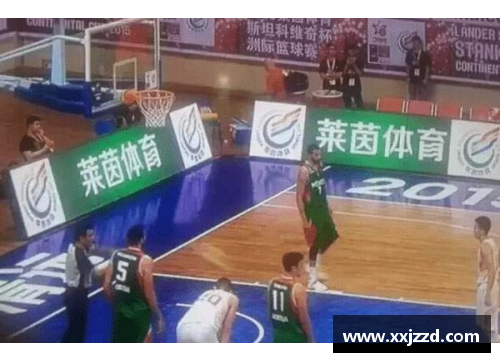 宝威体育官网NBA新赛季：探索抓鱼技巧与篮球天赋 - 副本